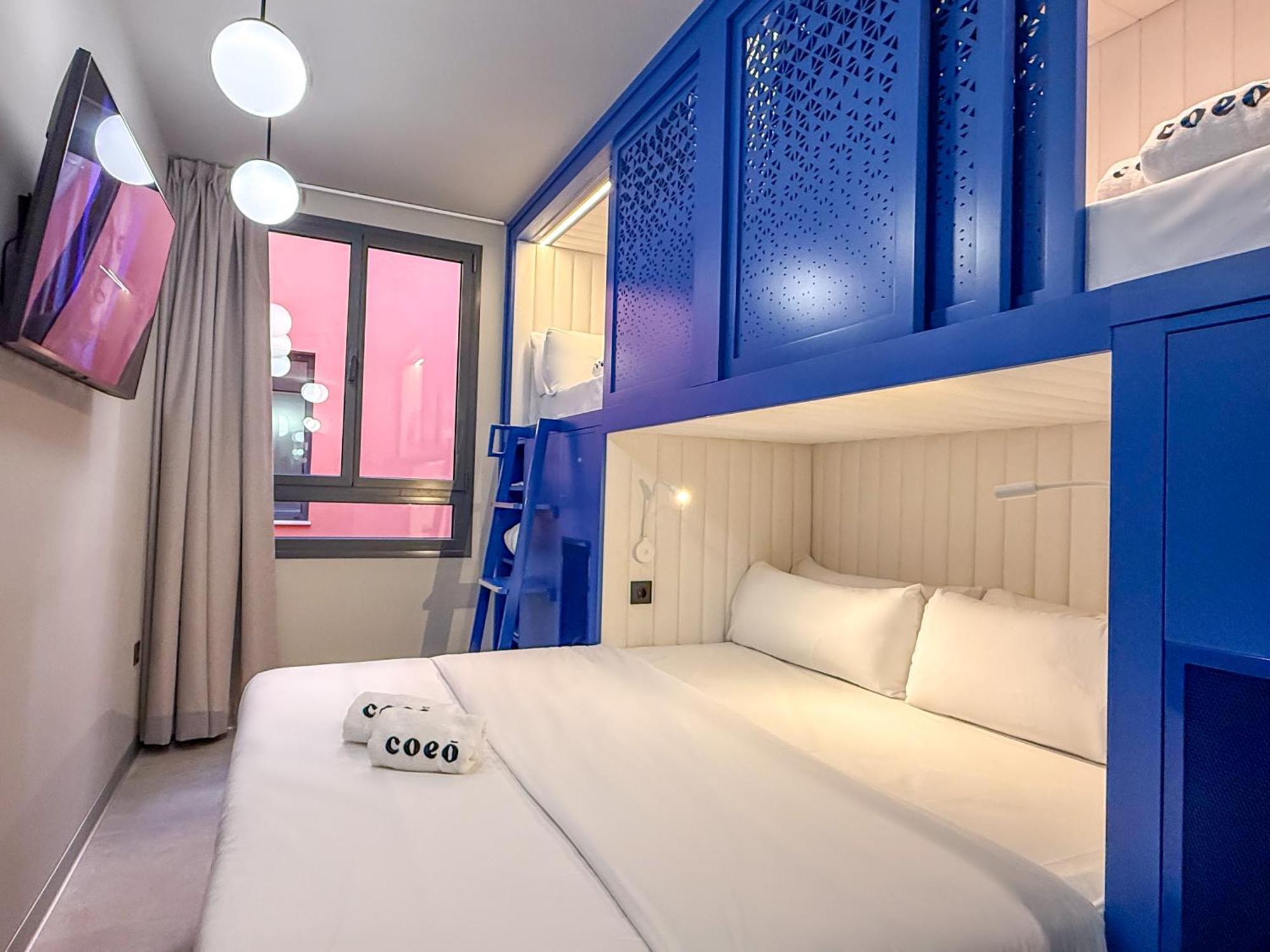 Coeo Hernan Ruiz Rooftop Pool Hostel Malaga Phòng bức ảnh